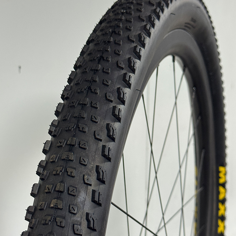 Maxxis MTB XC Off-road Tire 29 - Mountain Biking Races ulasan dan harga